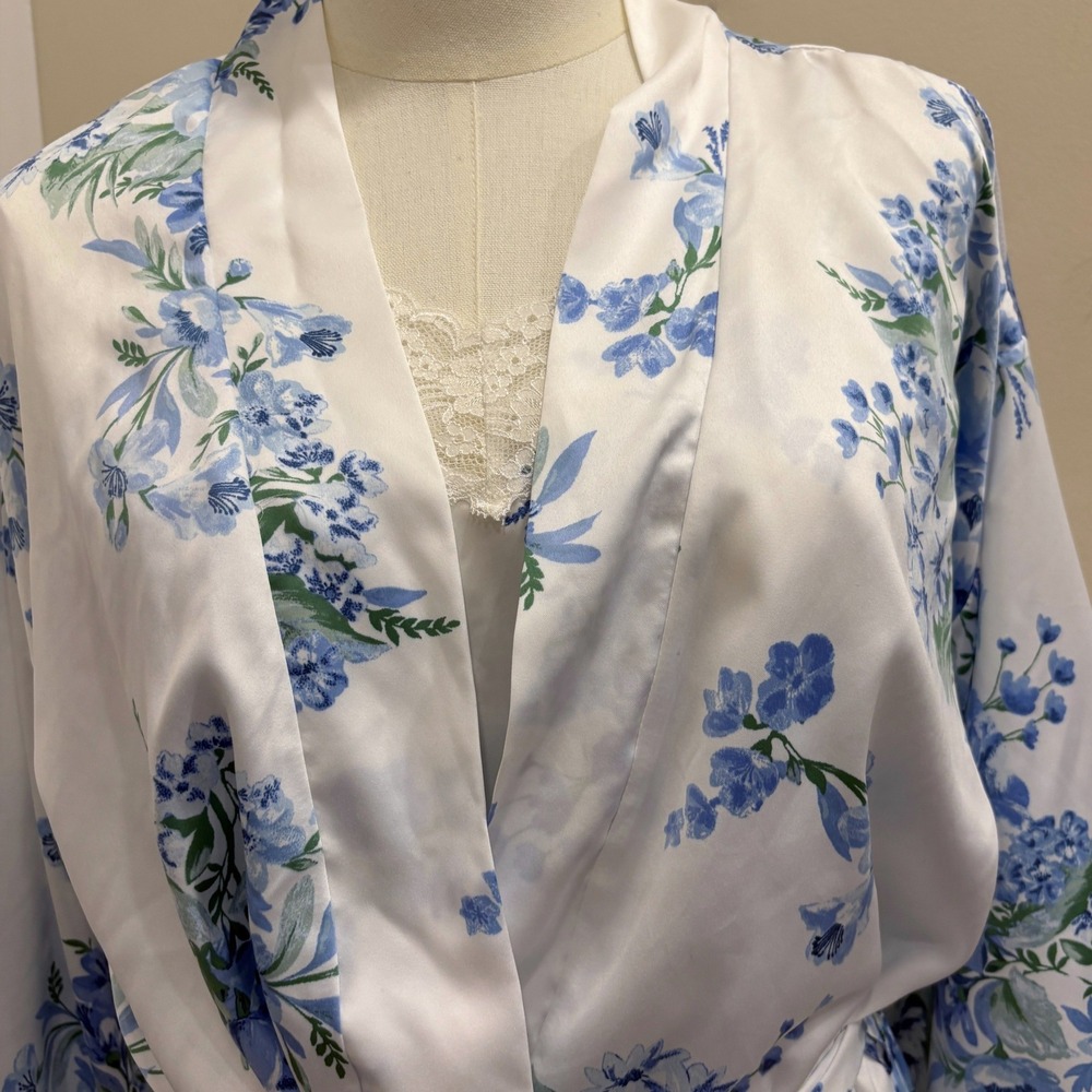 Flora Nikrooz 3pc Satin Pajama Set‎ Robe Camisole Shorts Blue Floral Medium New - Picture 9 of 16